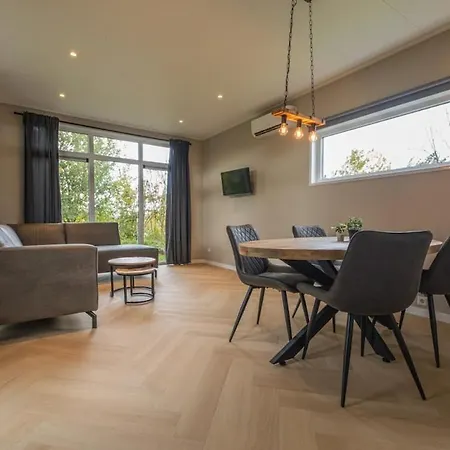 Cube Xl 74 I 4-persoons In Zennewijnen