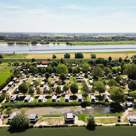 Cube Xl 74 I 4-persoons In * Zennewijnen